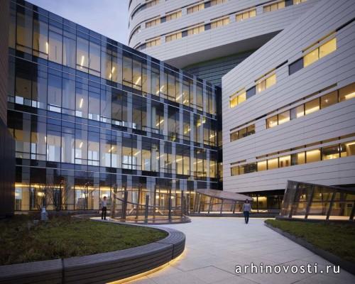 Медицинский центр Университета Раш от Perkins + Will. Чикаго, США.