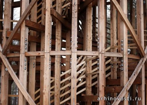 Башня-огурец от Mjölk Architekti. Германица, Чехия.