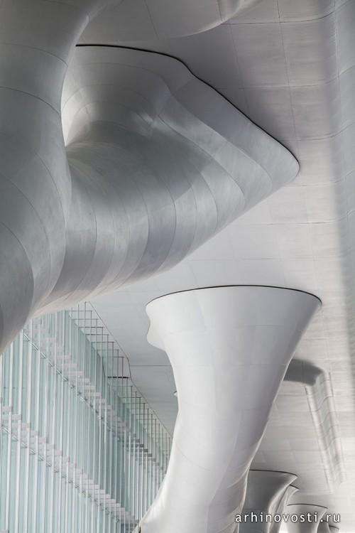 Национальный центр собраний от Arata Isozaki. Доха, Катар.