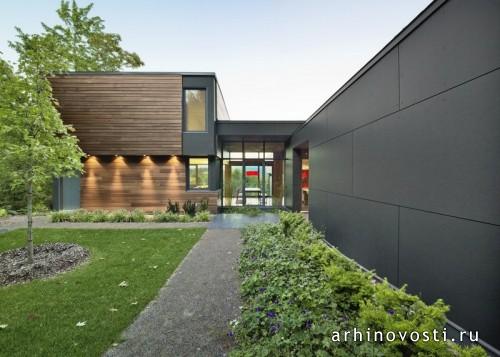 Жилой дом T House от Natalie Dionne Architecture. Сютон, Канада.