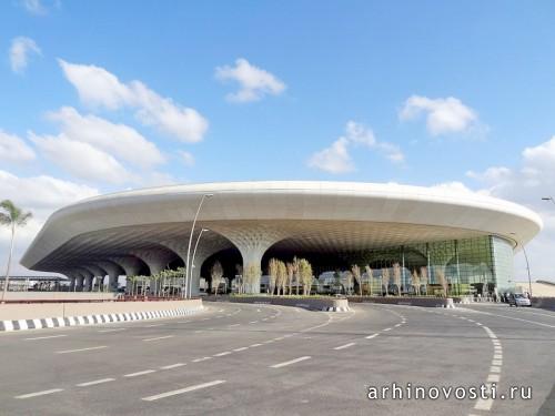 Новый терминал аэропорта имени Чатрапати Шиваджи в Мумбаи, Индия.