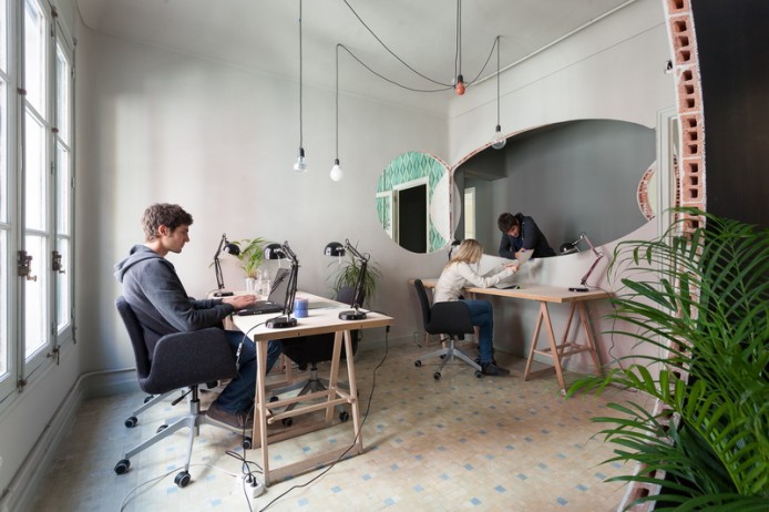 Коворкинг HUBflat от CH+QS arquitectos в Мадриде, Испания.