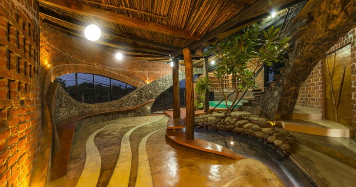Плавные линии кирпичного дома от iStudio architecture