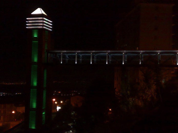 Освещение башни лифта Освещение башни лифта