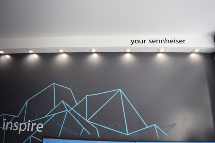 Фирменный showroom Sennheiser в Москве