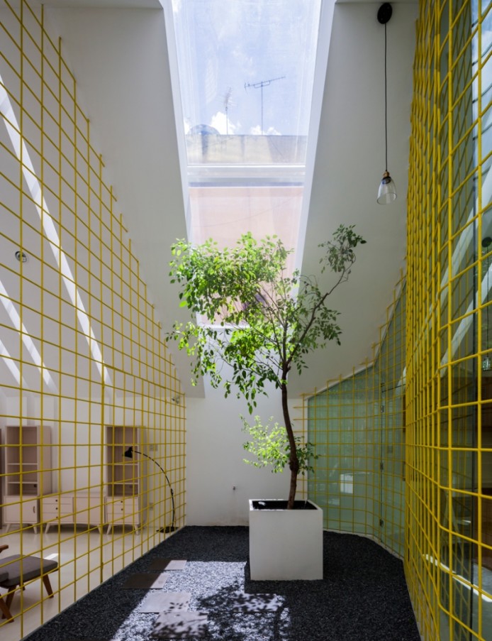 Двенадцать стульев по-вьетнамски от MW archstudio