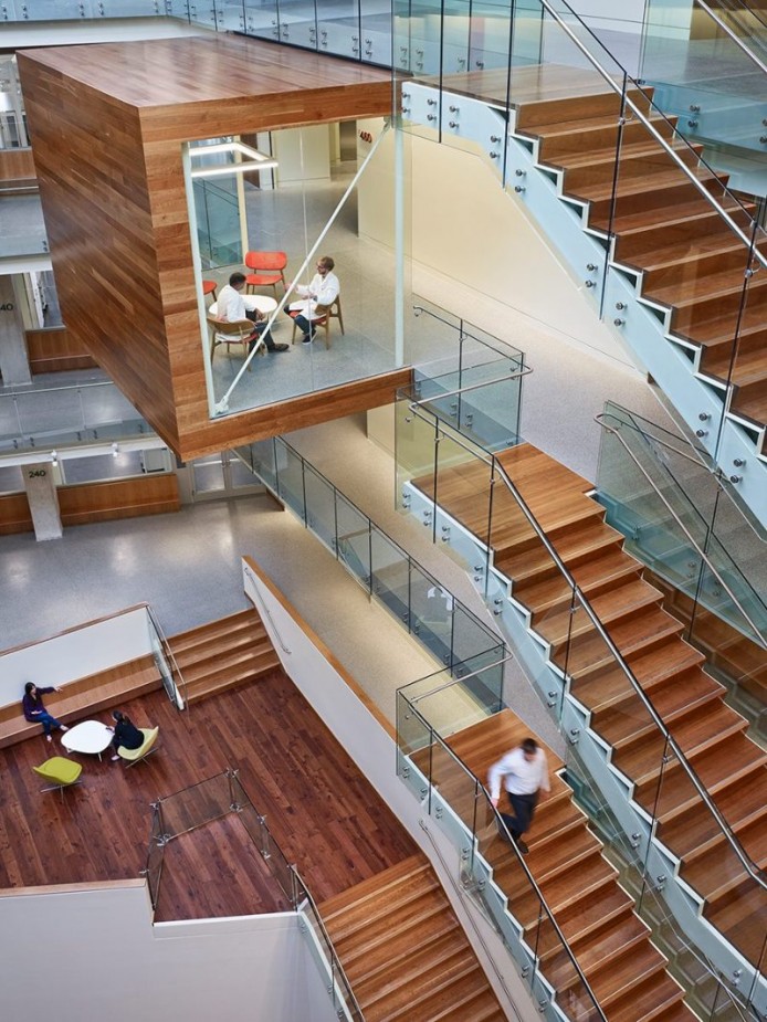 Рабочие капсулы от Perkins + Will, Сиэтл, Канада.