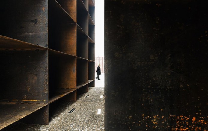 Shoah Memorial от SET architects, Болонья, Италия.