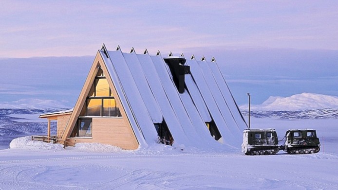 А-ресторан в горах от Murman Arkitekter