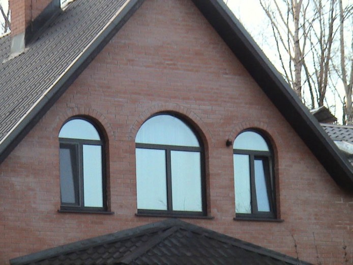 Арочные окна