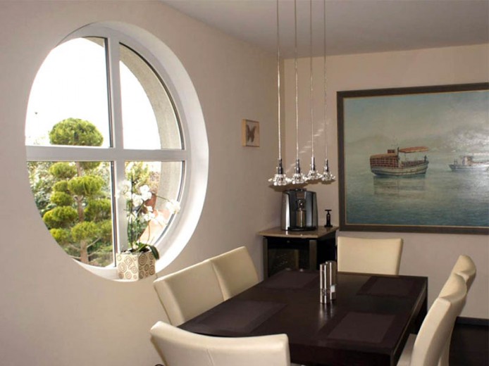 Круглые окна