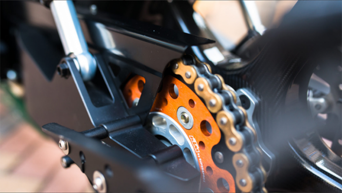 Мотоцикл Lotus C-01 наделал шуму на выставке в Калифорнии